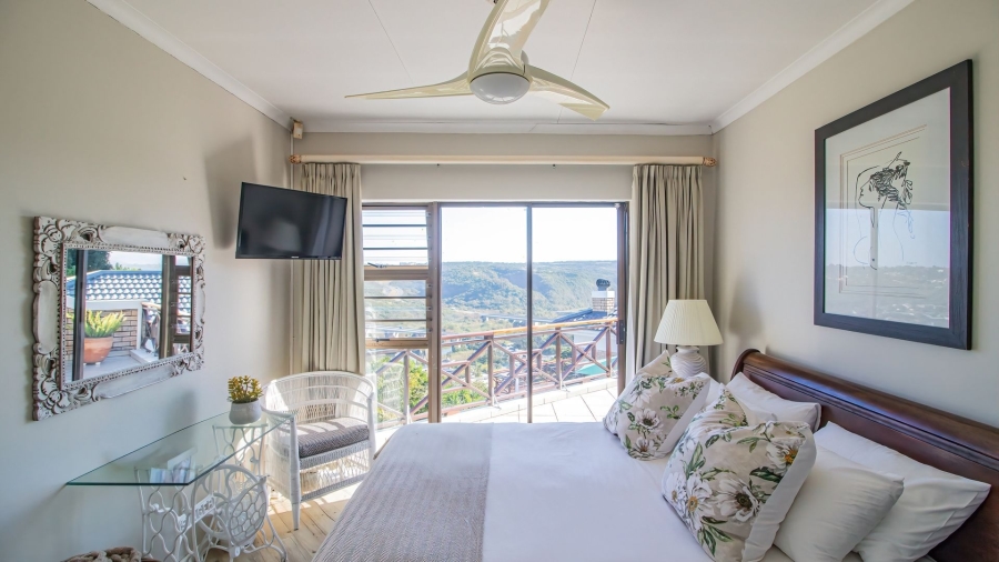 5 Bedroom Property for Sale in Beacon Bay Eastern Cape